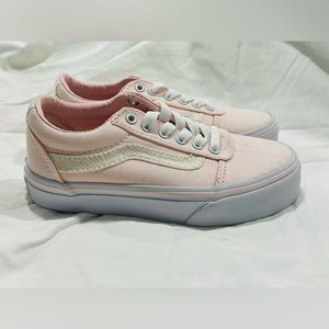 Vans Ward Low Girls' Skate Shoes, Size: 11, Light Pink
